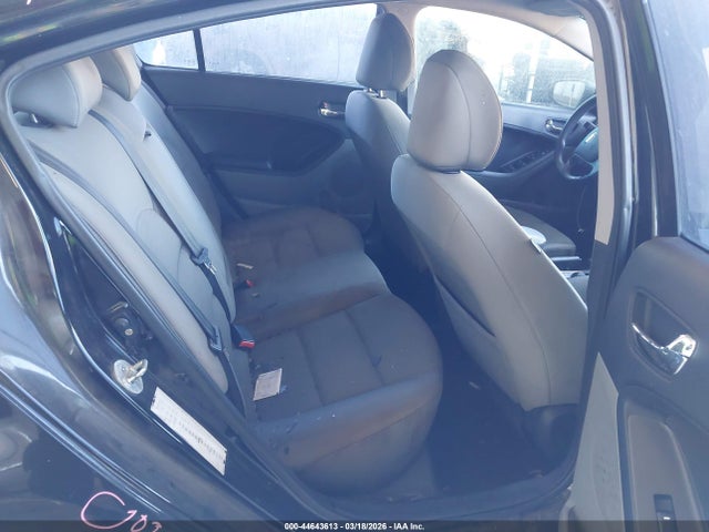 Продажа на аукционе авто 2015 Kia Forte Lx, vin: KNAFX4A68F5400347, номер лота: 44643613