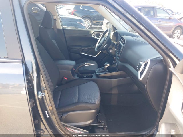 KNDJ23AUXS7271756 KIA SOUL LX