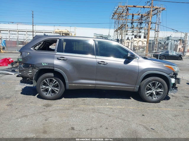 Toyota Highlander Xle V6 2016 5TDKKRFH5GS123742 Image 14