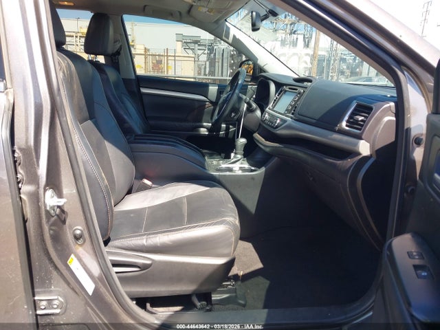 Toyota Highlander Xle V6 2016 5TDKKRFH5GS123742 Image 5