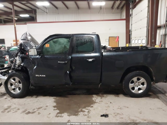 44643654 :رقم المزاد ، 1C6SRFBT2LN190813 vin ، 2020 Ram 1500 Big Horn  4x4 6'4 Box مزاد بيع