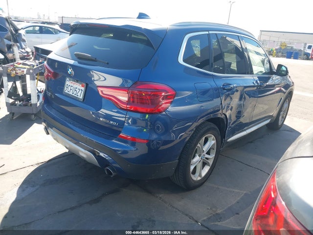 5UXTR7C5XKLR53057 BMW X3 Sdrive30i