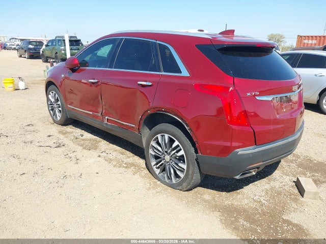 2017 CADILLAC XT5 1GYKNCRS1HZ129222 Photo 2