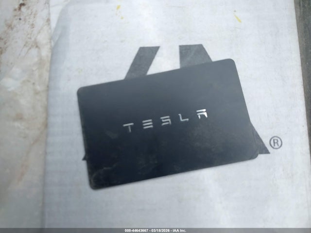 44643667 :رقم المزاد ، 5YJ3E1EB4JF054905 vin ، 2018 Tesla Model 3 Long Range/performance مزاد بيع