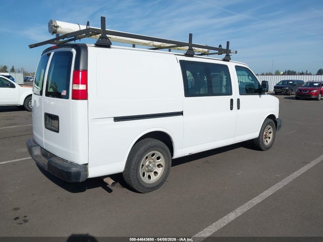 Aukcja sprzedaży 2009 Chevrolet Express 1500 Work Van, vin: 1GCFG15X391121632, numer aukcji: 44643695
