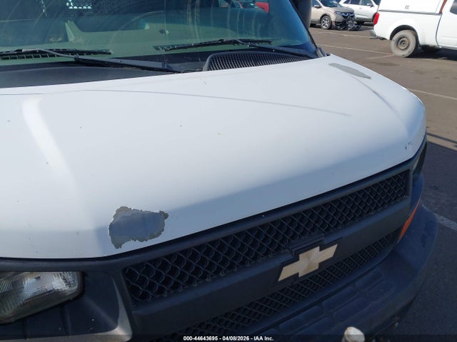 Aukcja sprzedaży 2009 Chevrolet Express 1500 Work Van, vin: 1GCFG15X391121632, numer aukcji: 44643695