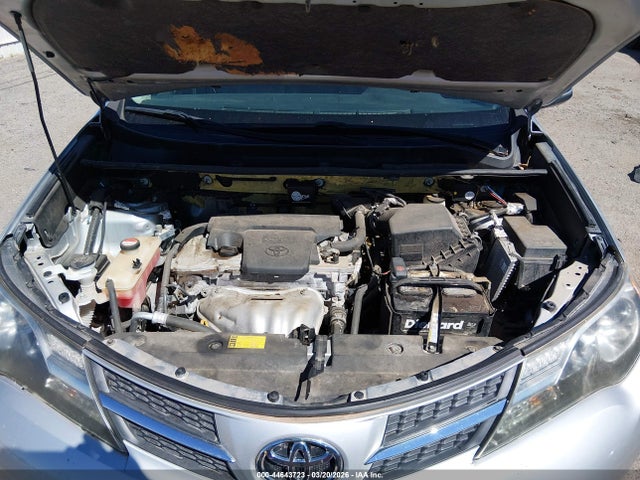 Toyota Rav4 Limited 2015 JTMDFREV3FJ025731 Image 10