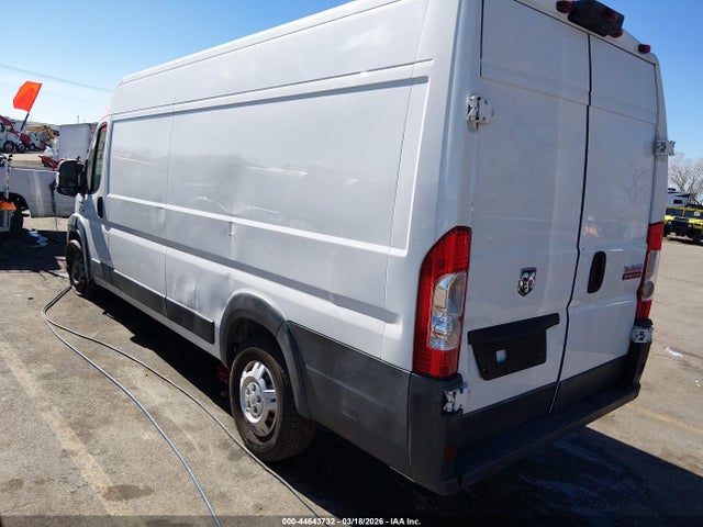 3C6URVJG9JE155212 RAM Promaster 3500 Cargo Van High Roof 159 Wb Ext