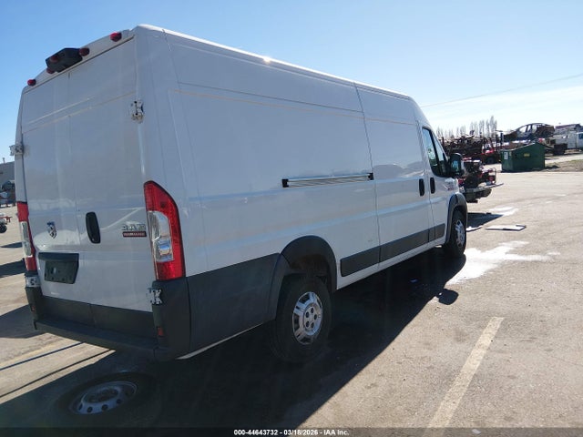 3C6URVJG9JE155212 RAM Promaster 3500 Cargo Van High Roof 159 Wb Ext