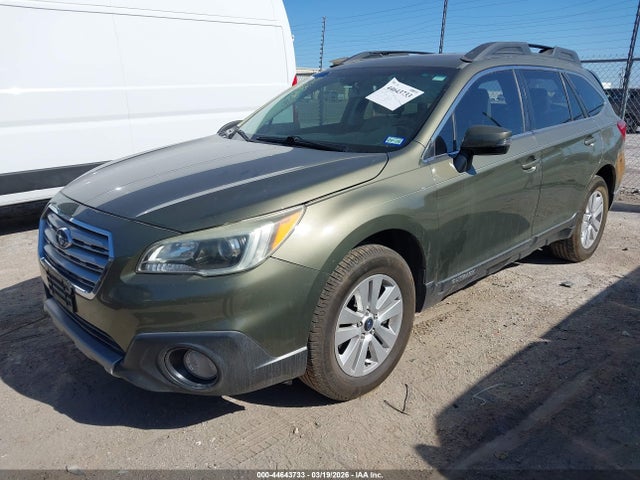 Subaru Outback 2.5i Premium 2015 4S4BSAHC4F3300604 Image 2