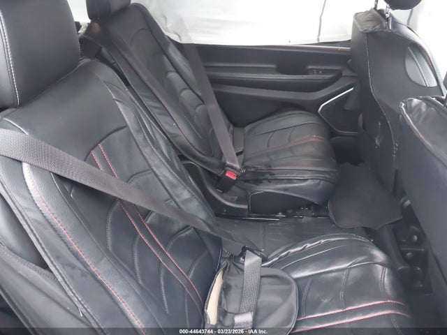 44643744 :رقم المزاد ، 1C4RJKBGXM8118820 vin ، 2021 Jeep Grand Cherokee L Limited 4x4 مزاد بيع