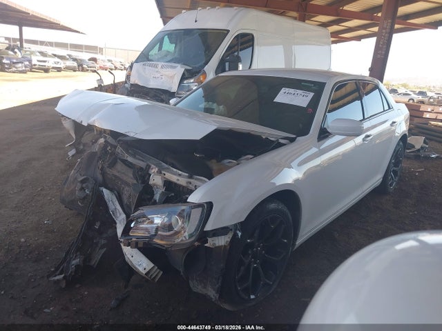 Aukcja sprzedaży 2019 Chrysler 300 300s, vin: 2C3CCABG3KH697851, numer aukcji: 44643749