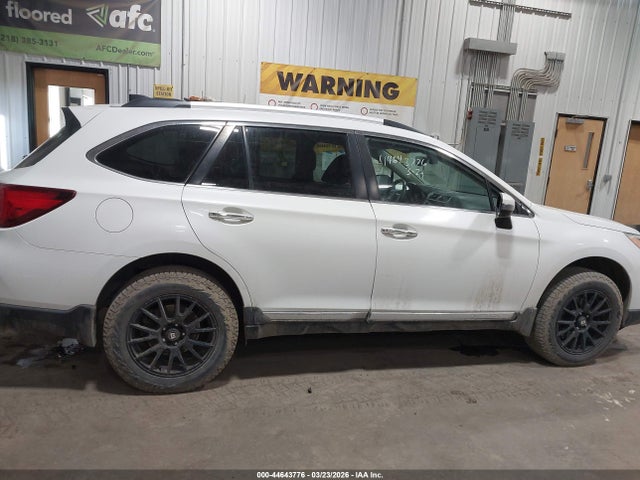 Aukcja sprzedaży 2017 Subaru Outback 3.6r Touring, vin: 4S4BSETC5H3435348, numer aukcji: 44643776
