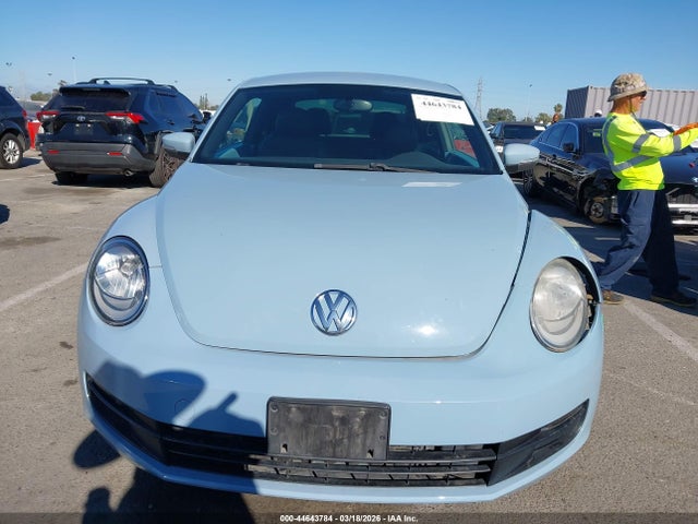 Продажа на аукционе авто 2012 Volkswagen Beetle 2.5l, vin: 3VWJP7AT8CM659606, номер лота: 44643784