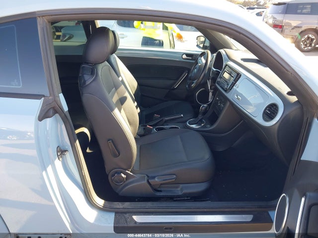 Продажа на аукционе авто 2012 Volkswagen Beetle 2.5l, vin: 3VWJP7AT8CM659606, номер лота: 44643784