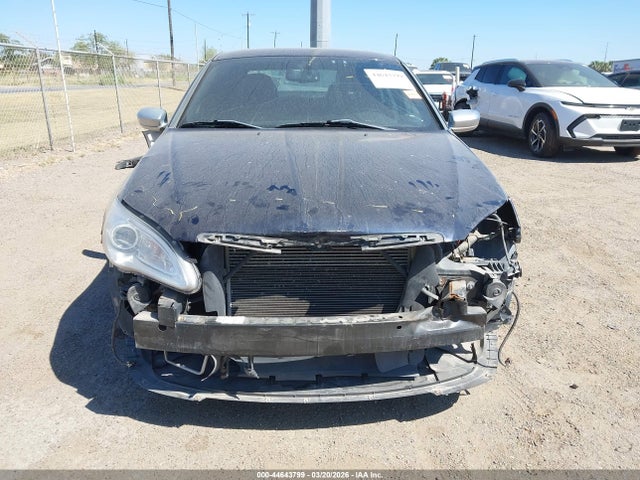 2012 Chrysler 200 Limited მანქანა იყიდება აუქციონზე, vin: 1C3CCBCB4CN289327, აუქციონის ნომერი: 44643799