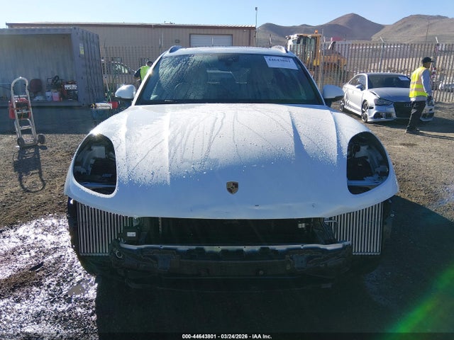 Porsche MACAN S 2019 WP1AB2A55KLB34054 Image 13