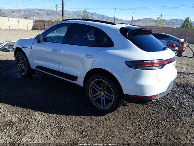2019 PORSCHE MACAN WP1AB2A55KLB34054 Photo 2