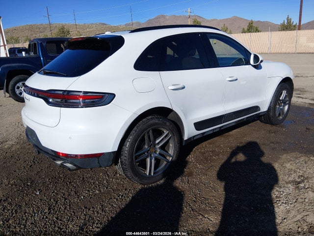 2019 PORSCHE MACAN WP1AB2A55KLB34054 Photo 3