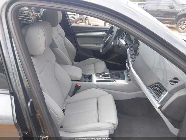 2024 Audi Q5 Sportback Premium Plus 45 Tfsi S Line Quattro S Tronic მანქანა იყიდება აუქციონზე, vin: WA15AAFY7R2046572, აუქციონის ნომერი: 44643824