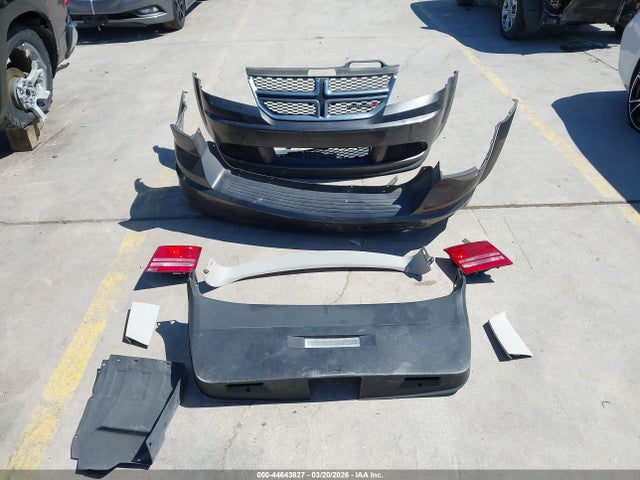 44643827 :رقم المزاد ، 3C4PDCABXJT530954 vin ، 2018 Dodge Journey Se مزاد بيع
