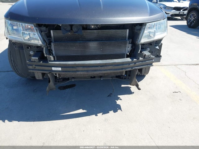 44643827 :رقم المزاد ، 3C4PDCABXJT530954 vin ، 2018 Dodge Journey Se مزاد بيع