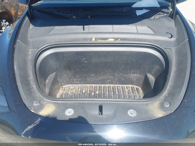 Продаж на аукціоні авто 2023 Tesla Model Y Awd/long Range Dual Motor All-wheel Drive, vin: 7SAYGAEE6PF909903, номер лоту: 44643840