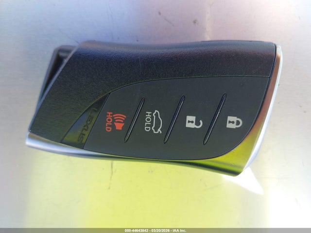 58ADA1C18SU071763 Lexus ES 300H