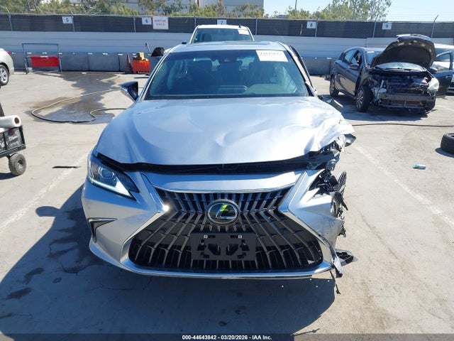 58ADA1C18SU071763 Lexus ES 300H
