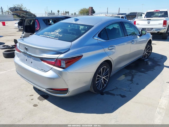 58ADA1C18SU071763 Lexus ES 300H