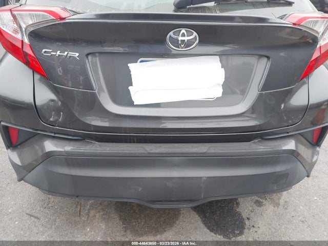Toyota C-HR XLE 2019 NMTKHMBX4KR082168 Image 19