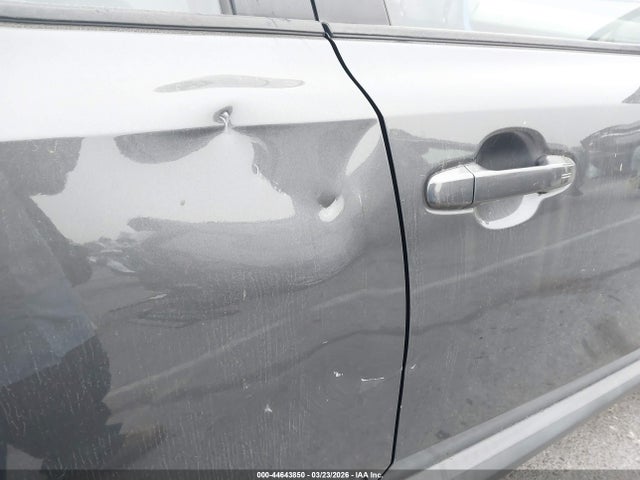 Toyota C-HR XLE 2019 NMTKHMBX4KR082168 Image 20
