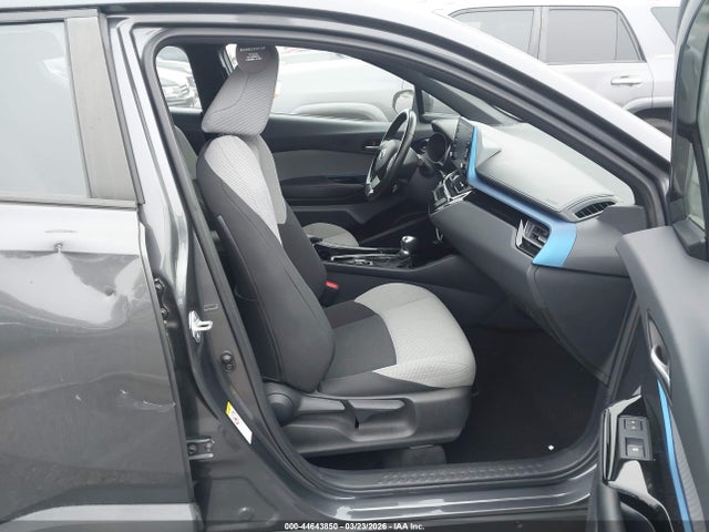 Toyota C-HR XLE 2019 NMTKHMBX4KR082168 Image 5