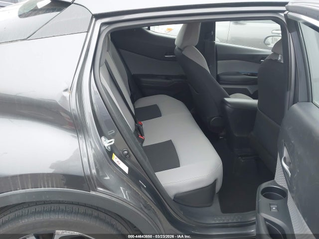 Toyota C-HR XLE 2019 NMTKHMBX4KR082168 Image 8