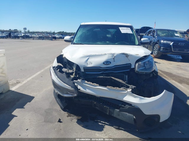 Aukcja sprzedaży 2018 Kia Soul, vin: KNDJN2A22J7592804, numer aukcji: 44643854