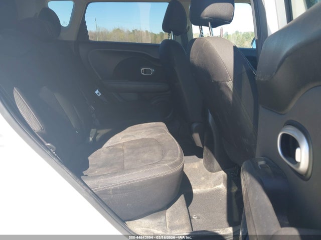 Aukcja sprzedaży 2018 Kia Soul, vin: KNDJN2A22J7592804, numer aukcji: 44643854