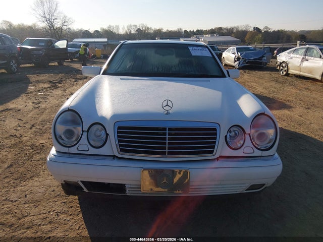 1997 Mercedes-benz E 320 მანქანა იყიდება აუქციონზე, vin: WDBJF55F3VA377340, აუქციონის ნომერი: 44643856