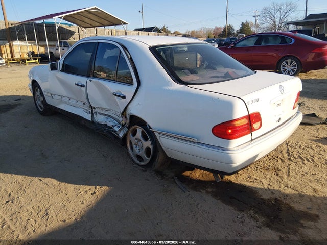 1997 Mercedes-benz E 320 მანქანა იყიდება აუქციონზე, vin: WDBJF55F3VA377340, აუქციონის ნომერი: 44643856