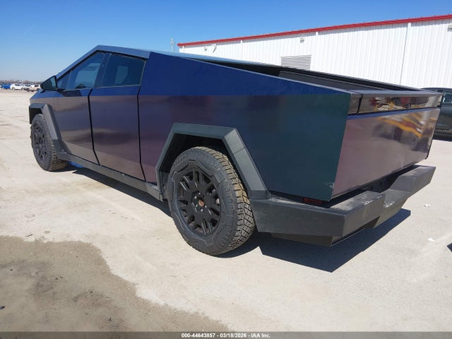 2024 Tesla Cybertruck All-wheel Drive მანქანა იყიდება აუქციონზე, vin: 7G2CEHED0RA022274, აუქციონის ნომერი: 44643857