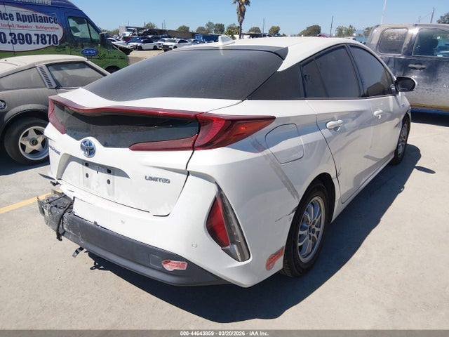 Toyota Prius Prime Limited 2020 JTDKARFP2L3154078 Image 4