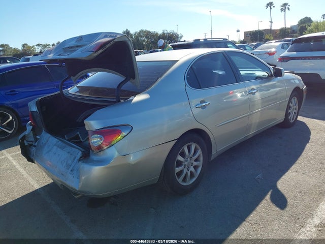 2004 Lexus Es 330 მანქანა იყიდება აუქციონზე, vin: JTHBA30G445051626, აუქციონის ნომერი: 44643883