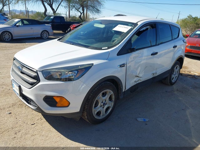 Ford ESCAPE S 2018 1FMCU0F79JUA86579 Image 2