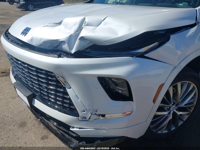 44643903 :رقم المزاد ، 5GAERCRS6SJ243862 vin ، 2025 Buick Enclave Avenir Fwd مزاد بيع