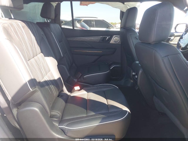 44643903 :رقم المزاد ، 5GAERCRS6SJ243862 vin ، 2025 Buick Enclave Avenir Fwd مزاد بيع