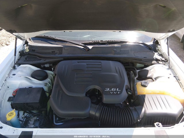 Продажа на аукционе авто 2018 Dodge Challenger Sxt, vin: 2C3CDZAG4JH118930, номер лота: 44643918