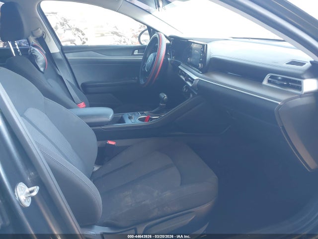 5XXG14J22NG131424 KIA K5 LXS