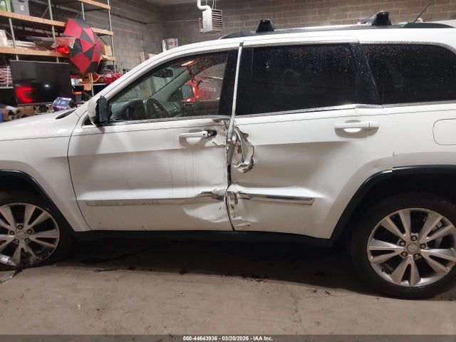2013 Jeep Grand Cherokee Laredo მანქანა იყიდება აუქციონზე, vin: 1C4RJFAG3DC614645, აუქციონის ნომერი: 44643936