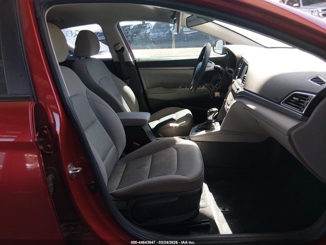 2017 HYUNDAI ELANTRA 5NPD84LF4HH181622 Photo 4