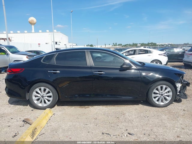 5XXGT4L31JG239964 KIA Optima S