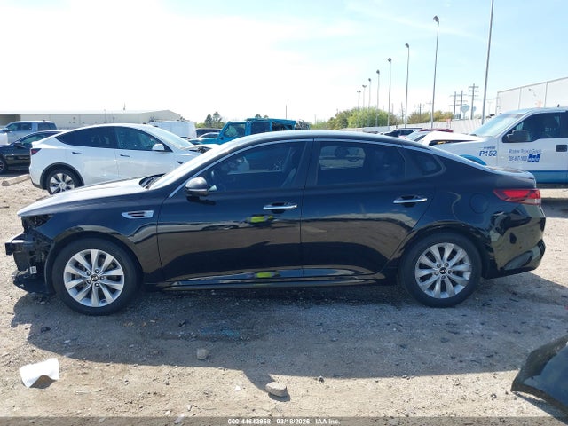 5XXGT4L31JG239964 KIA Optima S